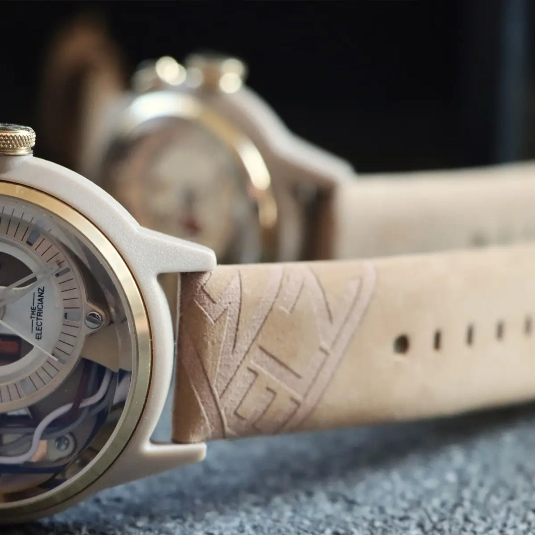 Kamel (Leather) Strap // Light gold buckle